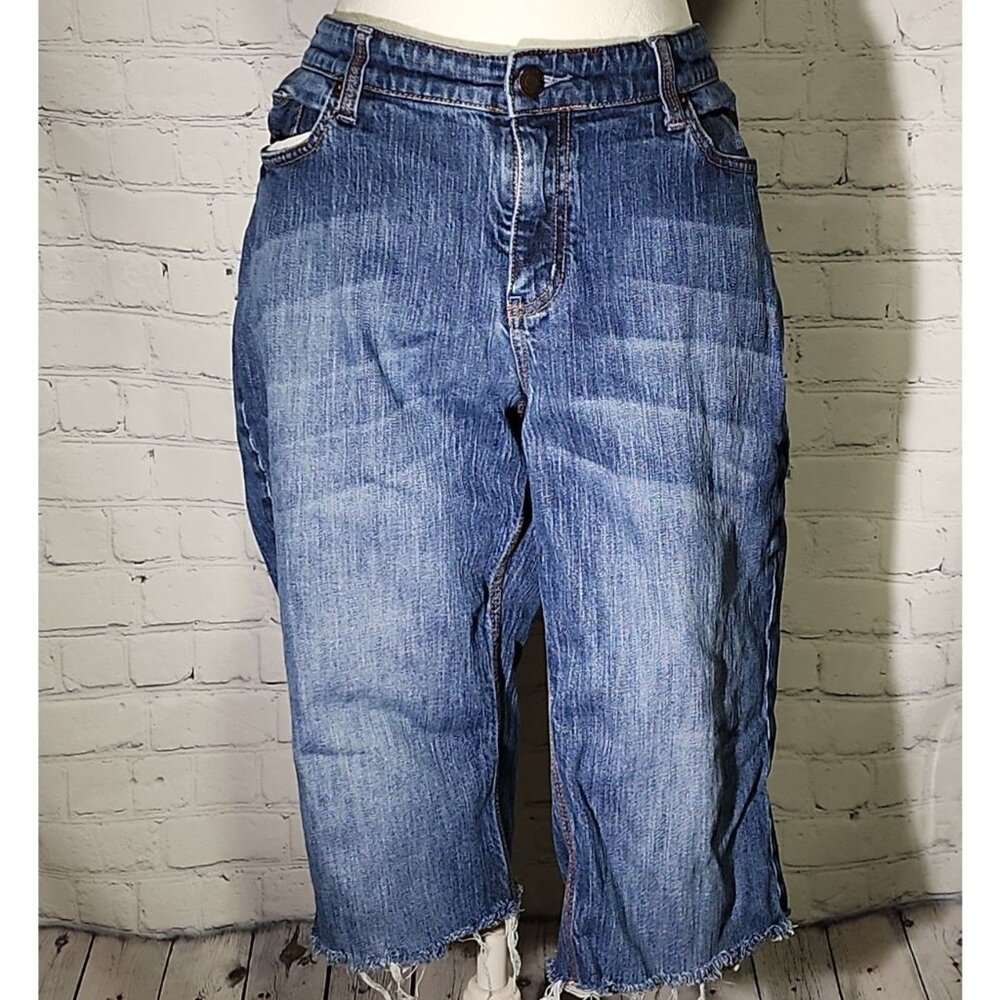 New York & Company cutoff jeans capris